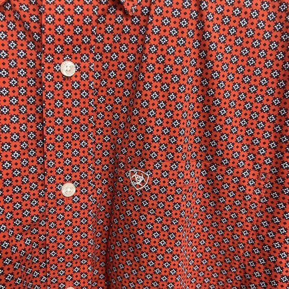 Ariat Shirt Red Relentless Geometric Flip Cuffs Western Rodeo  Ranch Cowboy LRG - Picture 4 of 12